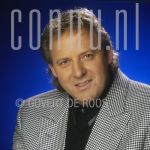 26-11-1992 Koos Alberts at studio 

[keywords]Singer, Posed, Eyecontact, Headshot[/keywords]